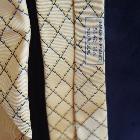 100% Auth HERMES TIE Silk Necktie Mens CLA… - Picture 2 of 5